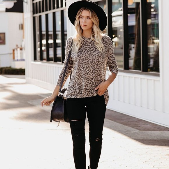 Leopard Lightweight Sweater - Picture 2 of 4